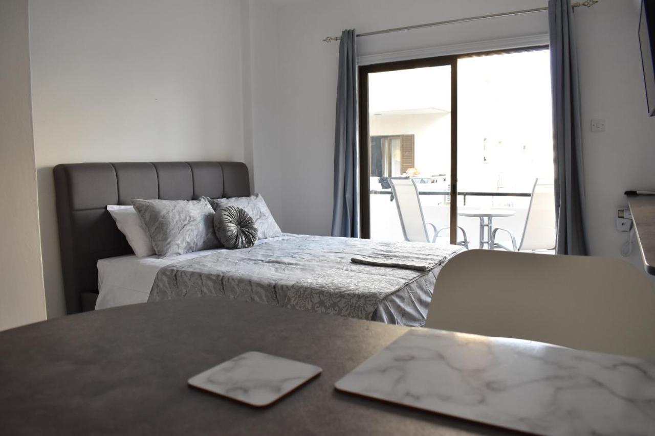 Marias Apartment - In City Centre,Near Beach ลาร์นาคา ภายนอก รูปภาพ