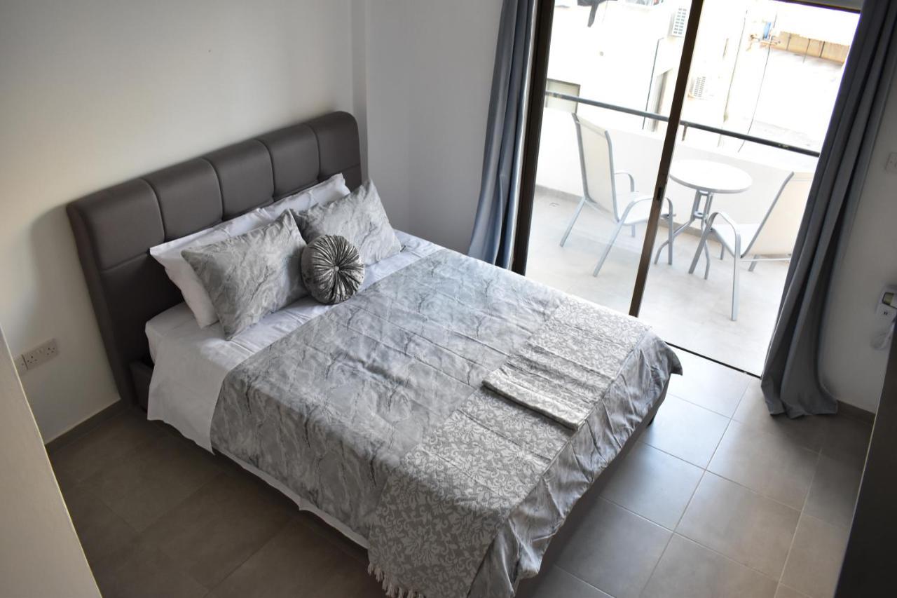 Marias Apartment - In City Centre,Near Beach ลาร์นาคา ภายนอก รูปภาพ